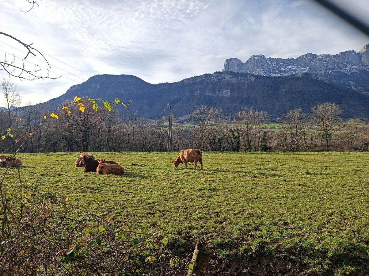 Gite Proche Des Passerelles Et Du Lac De Monteynard Saint-Martin-de-la-Cluze Exterior photo